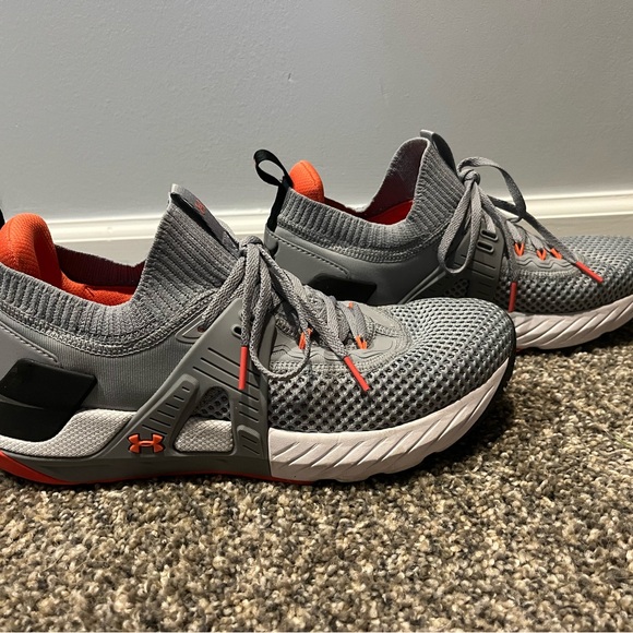 Project rock 4 trainers - Picture 2 of 5